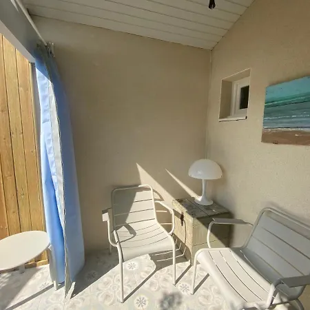 Charming House Close To The Des Huttes *