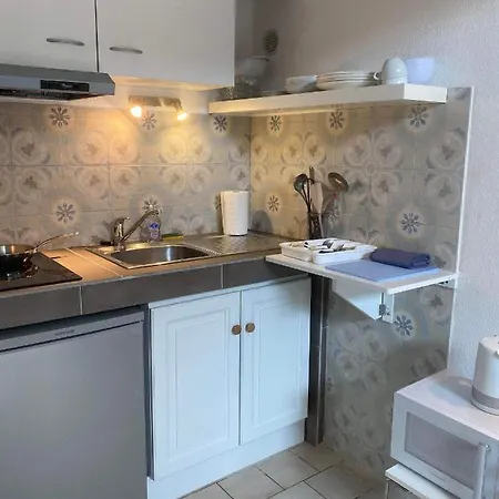 Hébergement de vacances Charming House Close To The Des Huttes *