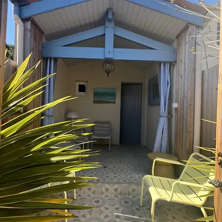 Charming House Close To The Des Huttes Nyaraló